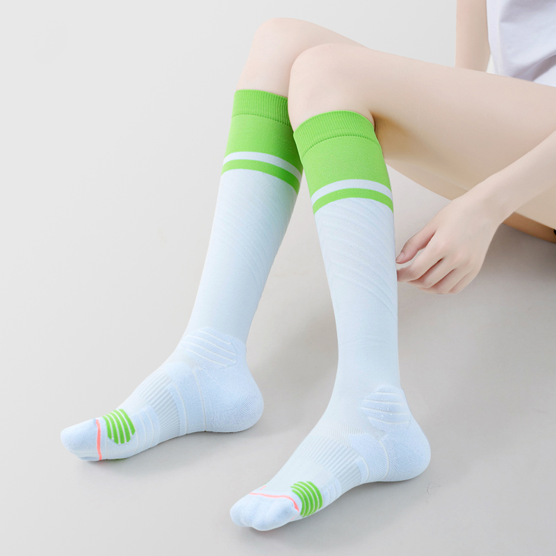 Nylon outdoor cycling quick-drying compression socks