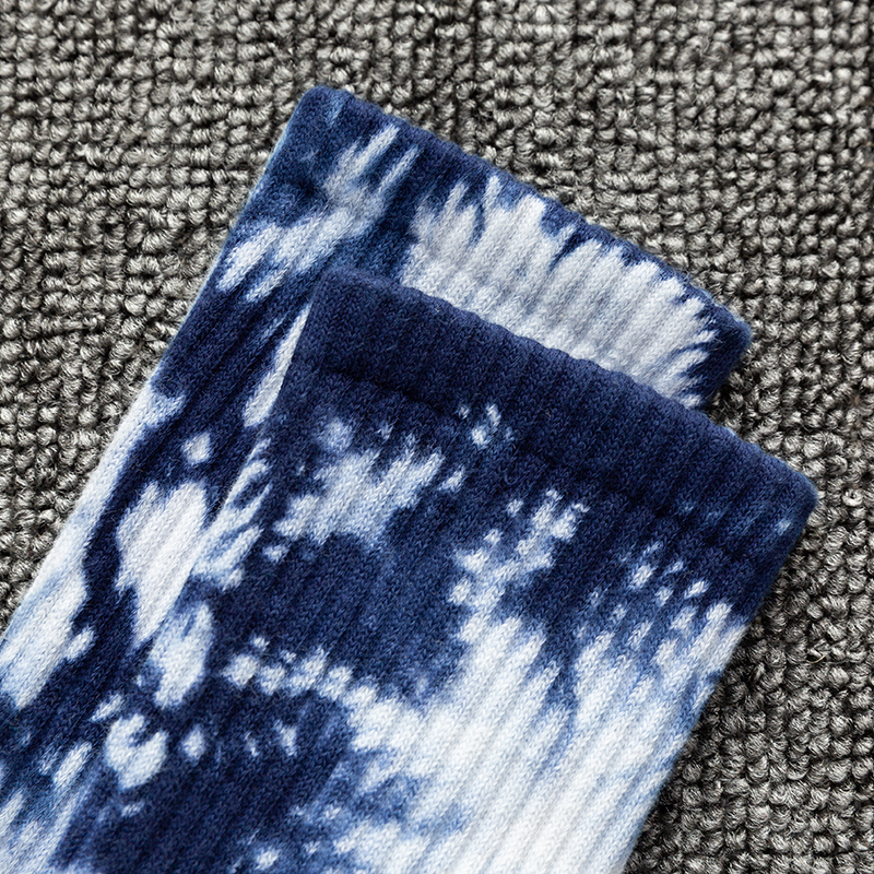 Cotton mid-calf tie-dye sports socks