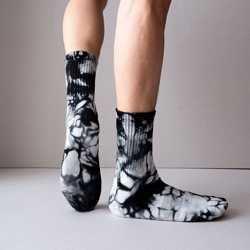 Cotton mid-calf tie-dye sports socks