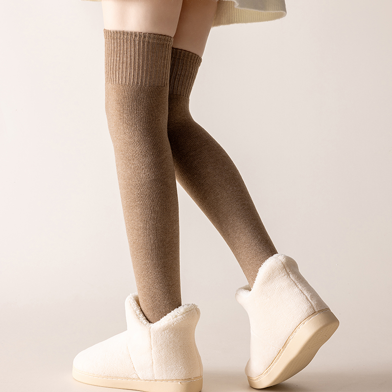 Double-layered warm wool socks