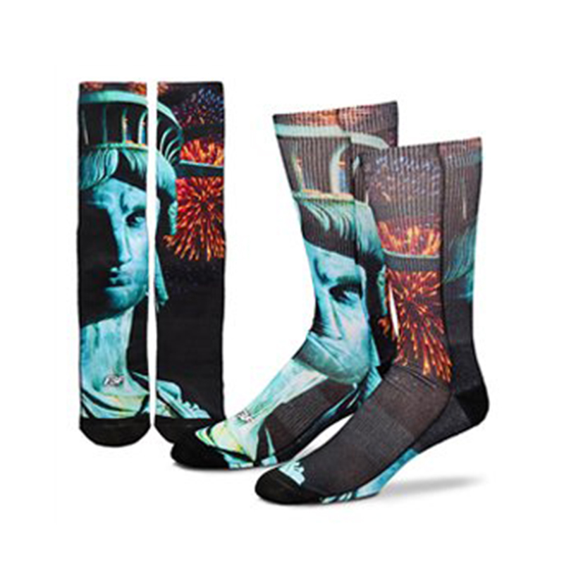 Flat digital printing polyester men's mid-calf socks