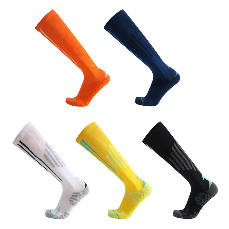 Breathable quick-drying football socks