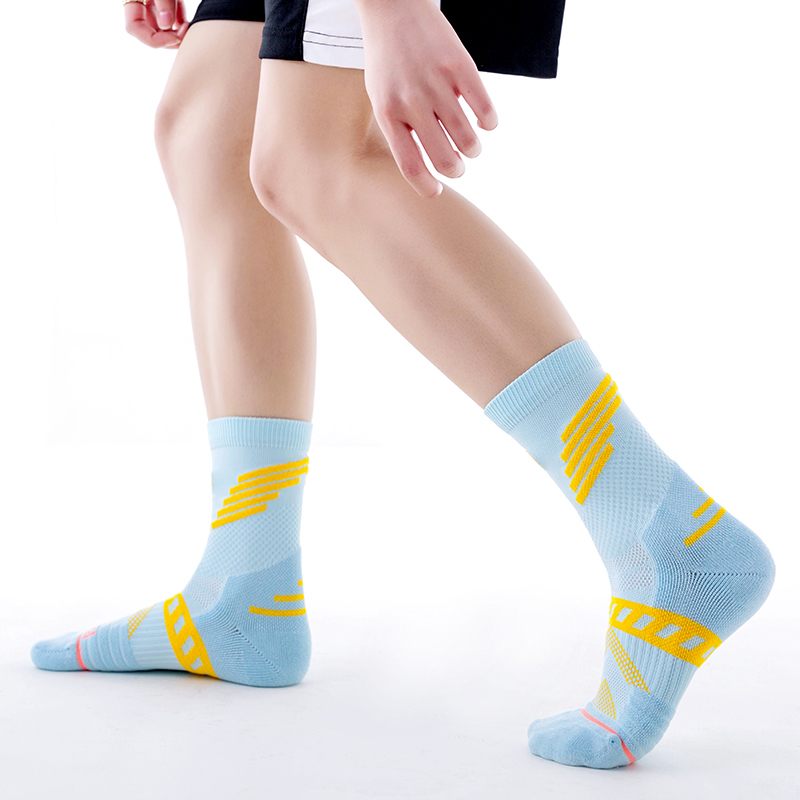 Nylon terry basketball socks